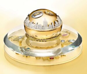 عطر ادکلن DKNY Golden Delicious Million Dollar Fragrance Bottle