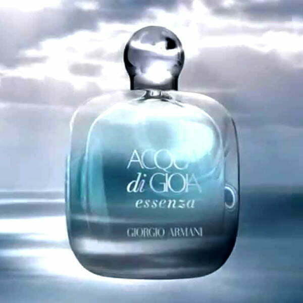 Giorgio Armani Acqua Di Gioia Essenza Women's 50 ml Eau de Parfum Intense  Spray price from markavip in Saudi Arabia - Yaoota!
